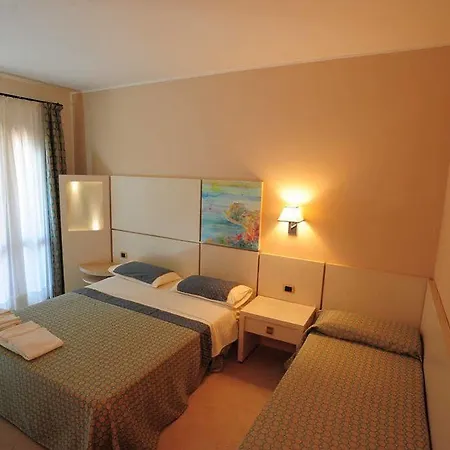 Solemare Club Village קאפו ואטיצ'אנו