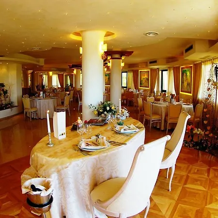 Solemare Club Village Ośrodek wypoczynkowy 4*