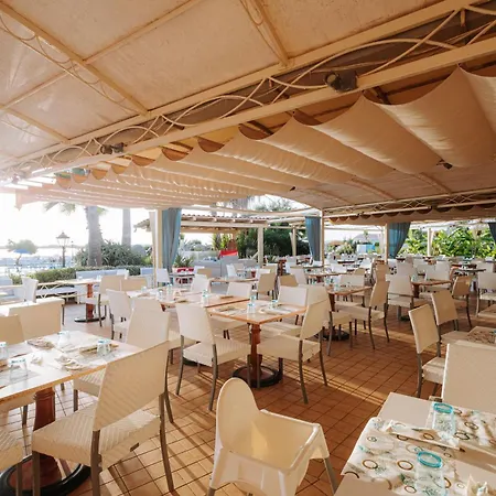 Solemare Club Village 카포바티카노